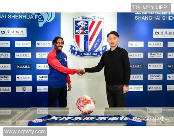 上海上港与申花首发阵容揭晓双方强阵对决引发球迷期待